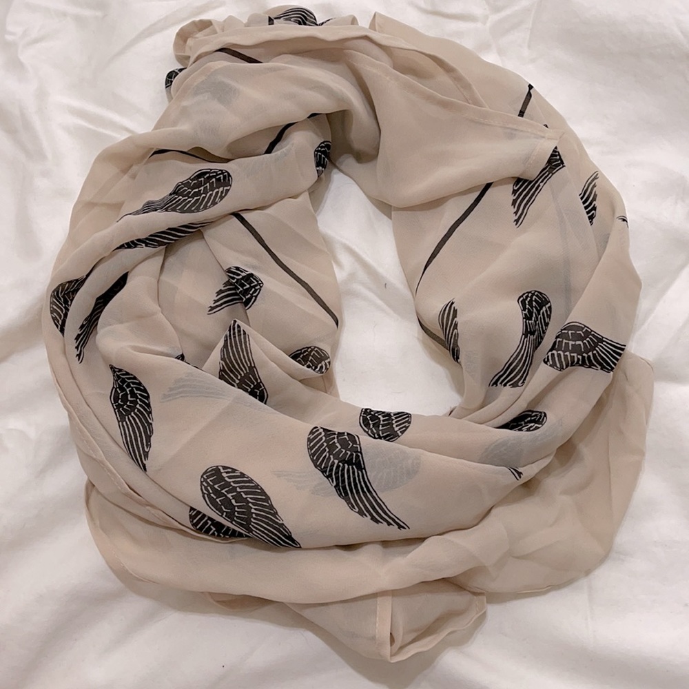 Donni Charm angel wing scarf